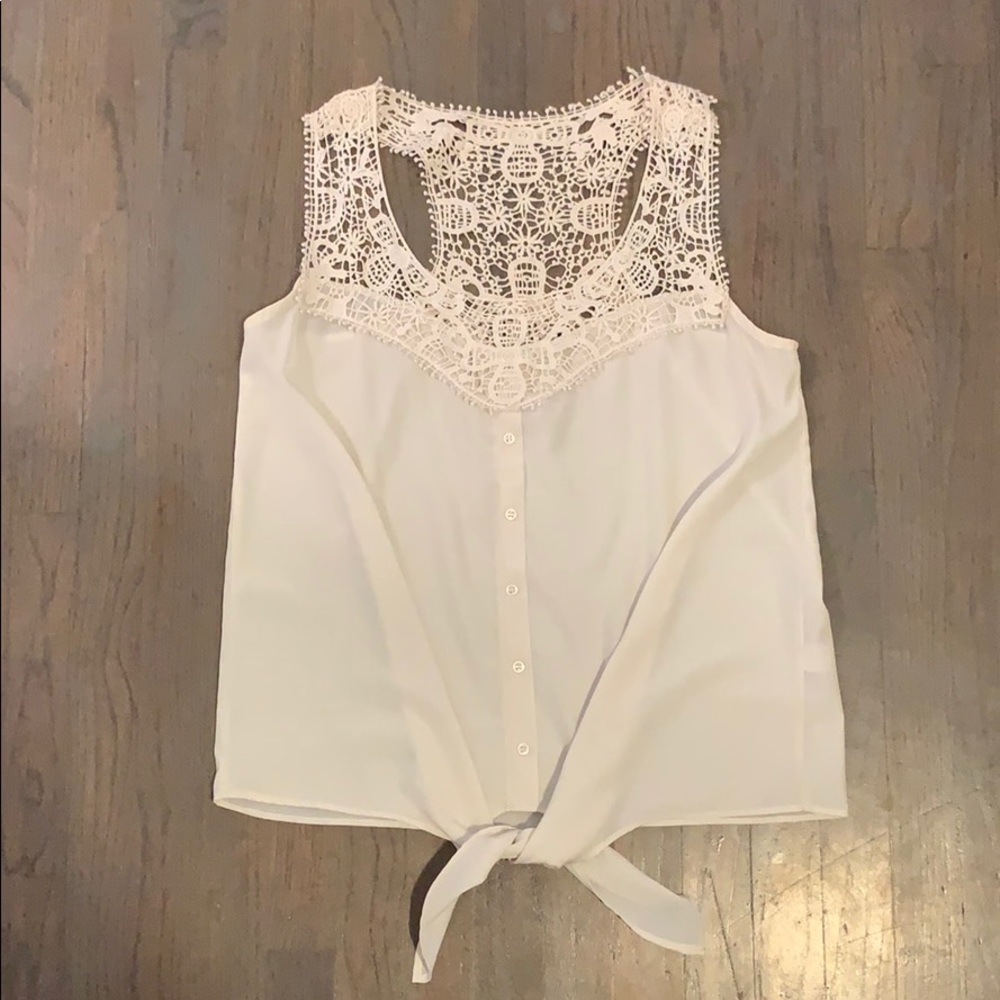 White lace tank